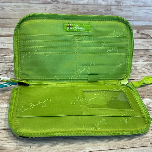 Vera Bradley Limes Up Clutch Wallet Wristlet Neon Floral Pattern Like New - Picture 11 of 13